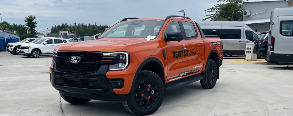 FORD RANGER WILDTRAK 3.0L 4x4 AT Cần Thơ